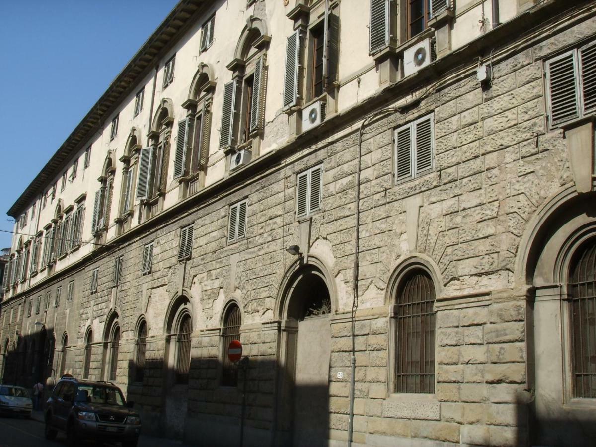 Appartamento Con Terrazza In Santa Maria Novella Флоренция Экстерьер фото